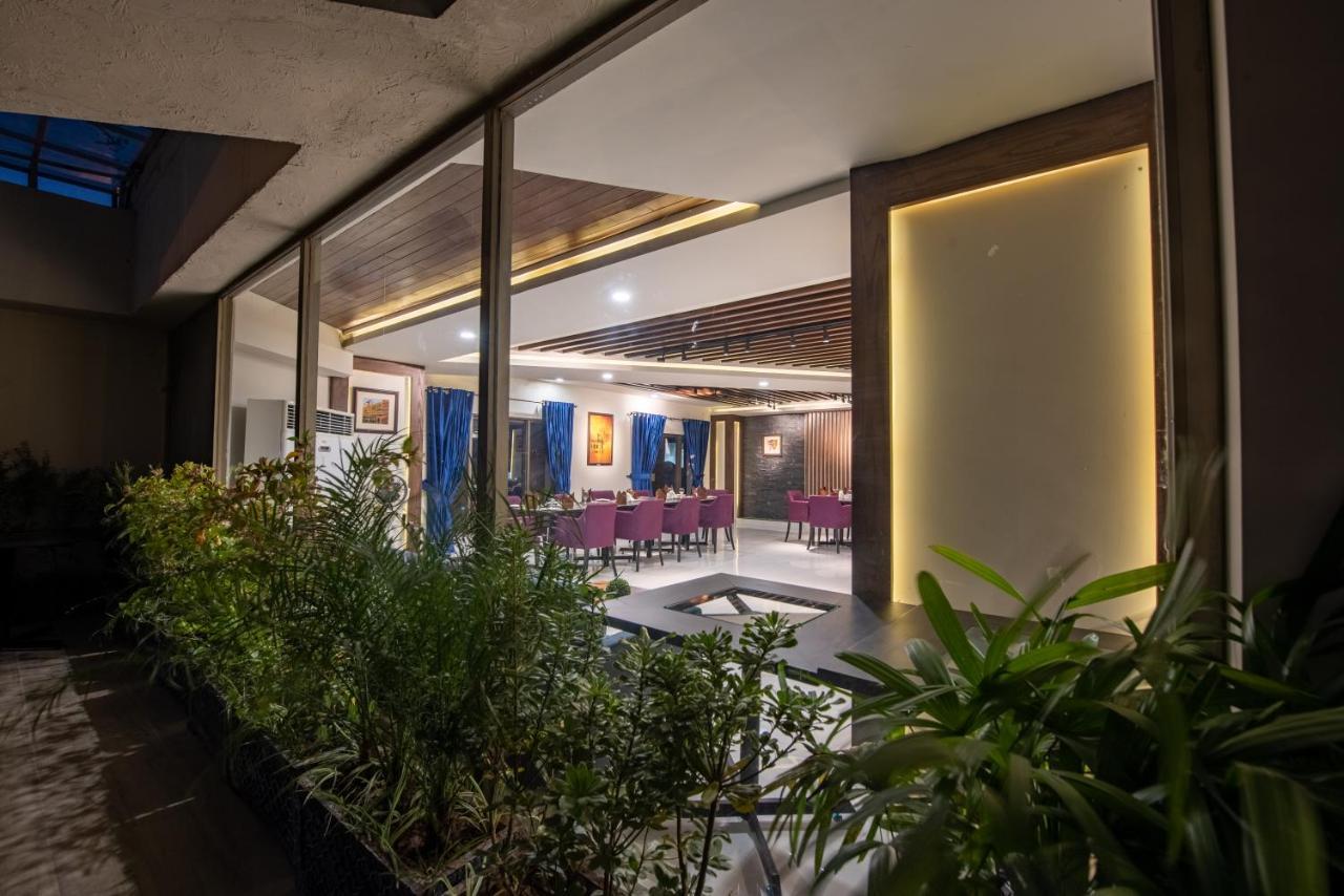 Legend Hotel Islamabad Exterior foto